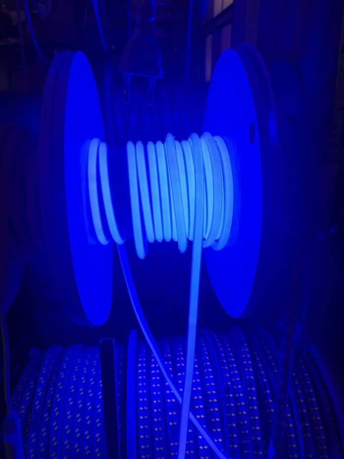 Bandă LED Lumina Albastra, Siliconata FCOB 230V 10W/m IP65 – Lumină Continuă, Vânzare la Metru - imagine 12