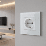 Priză Simplă Albă cu Ramă din Sticlă, 250V, 16A, IP20, 86 × 86 mm
