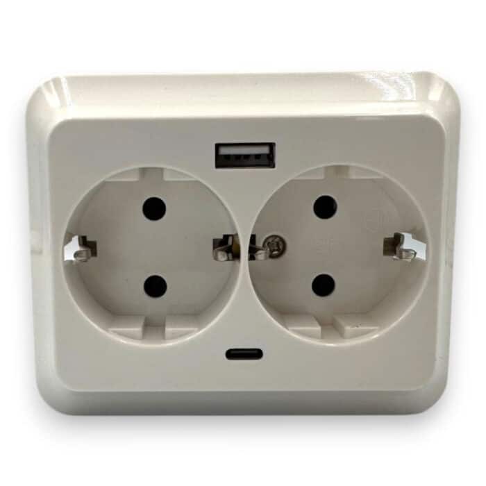 Priză Dublă cu Împământare și Încărcător USB-A + USB-C PD 18W, 16A, Albă - imagine 3