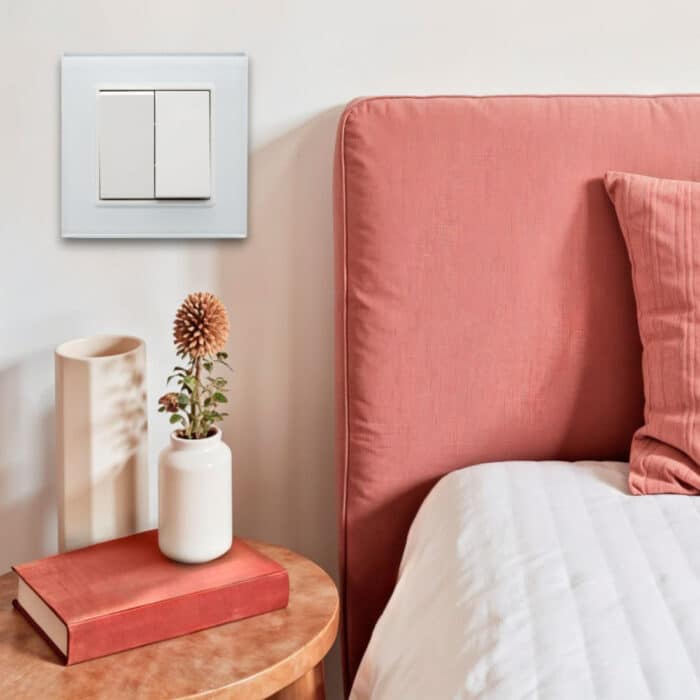 Întrerupător Dublu Alb cu Ramă din Sticlă, 10A, 250V, 86×86 mm, IP20 - imagine 5