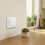 Întrerupător Cap Cruce Alb cu Ramă din Sticlă, 86×86 mm, 250V/10A, IP20 - imagine 2