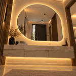 Oglindă LED Asimetrică 80×80 cm, Iluminare Spate, Dezaburire, 3 Tipuri de Lumină, Touch - imagine 6